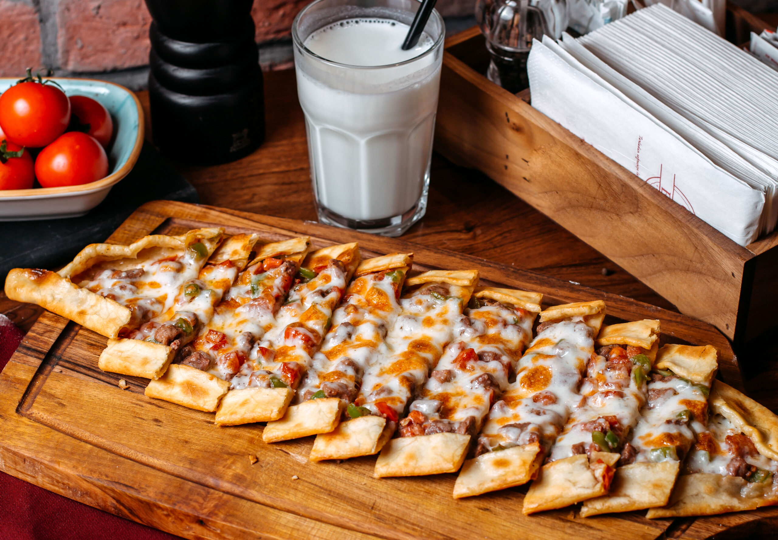 Kuşbaşı Kaşar Pide